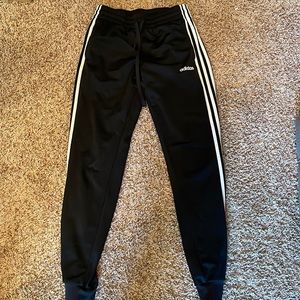 Women’s joggers